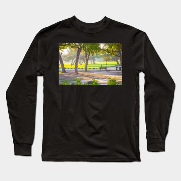 jardim da torre de belém Long Sleeve T-Shirt by terezadelpilar